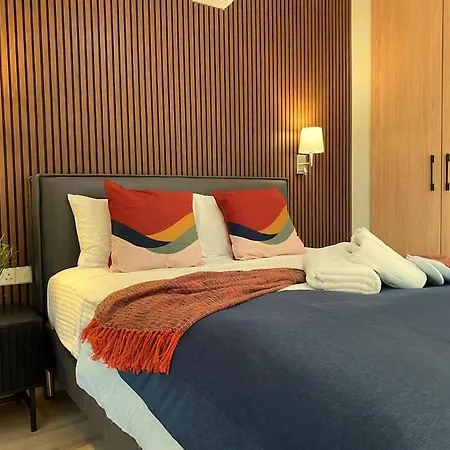 Beautiful One Bedroom 100 Meters From The Beach, Recently Renovated * Лимасол